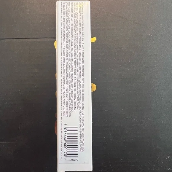 Charlotte Tilbury Beautiful Skin Foundation - Picture 9 of 10